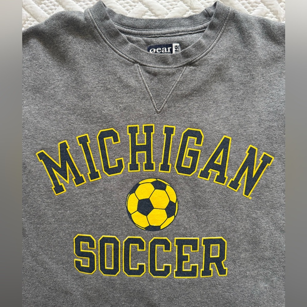 Vintage Gear For Sports Big Cotton Michigan Soccer Sweatshirt Grey Men S Unisex